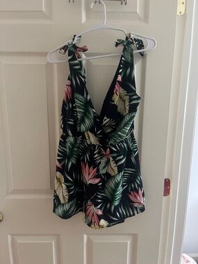 Superdown Tropical Print Tie-Shoulder Romper - Black with Green & Pink Leaves